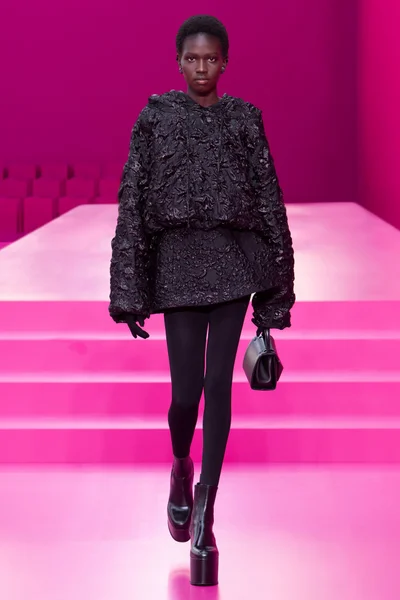 Look 56